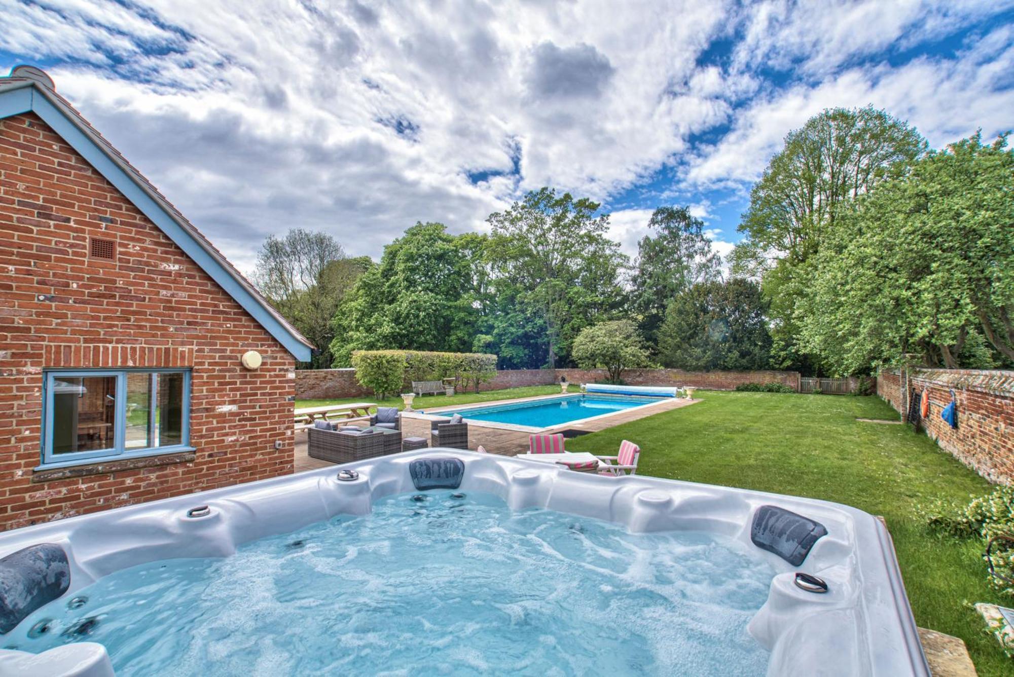 Villa Abbey House By Group Retreats Saffron Walden Exterior foto